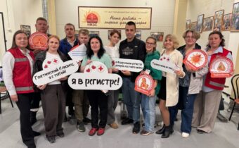 Иногда, чтобы помочь человеку спасти жизнь, достаточно одного простого шага.
